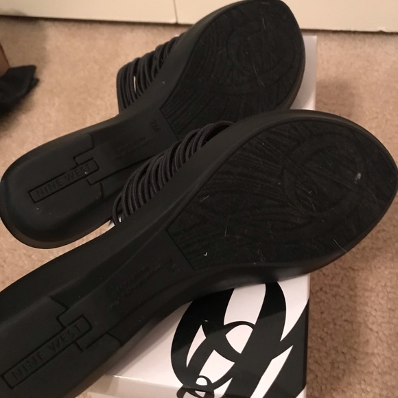 Sandals - Picture 2 of 3